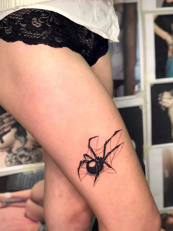 female black blackwork Tatuaggio su thigh #52283 | Tatuatore Вовка Это