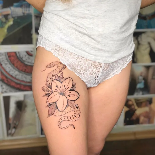 Graphic tattoo by Вовка Это in Тамбов