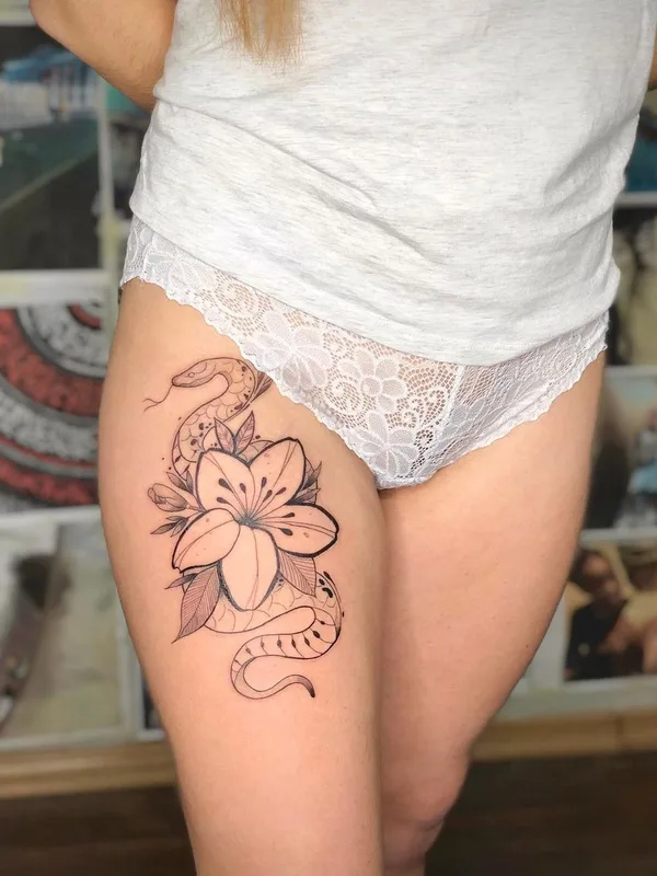 female black linework Tatuaggio su thigh #52289 | Tatuatore Вовка Это