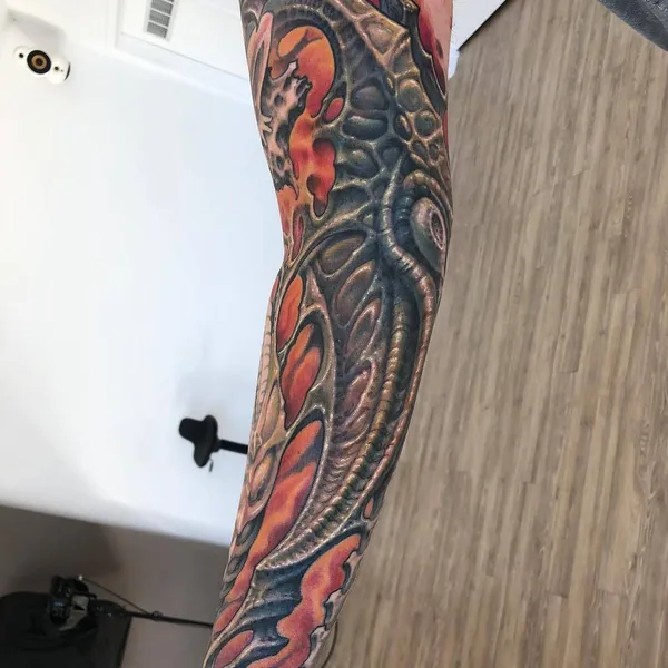 Авторская tattoo by Guy Aitchison