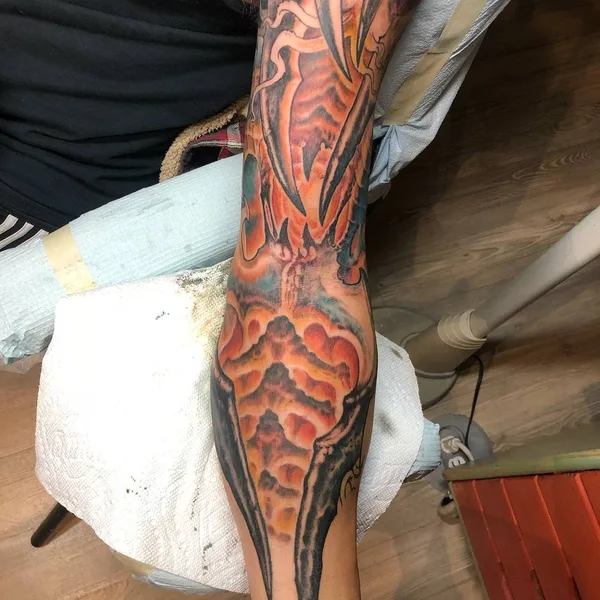 Авторская tattoo by Guy Aitchison