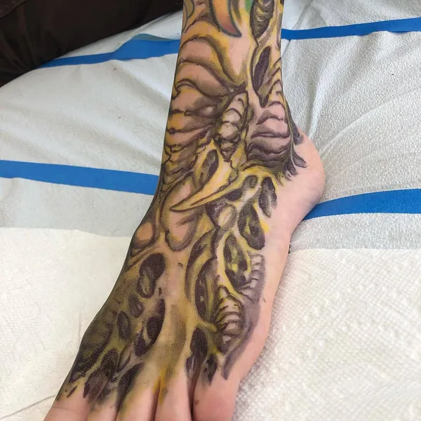 Авторская tattoo by Guy Aitchison