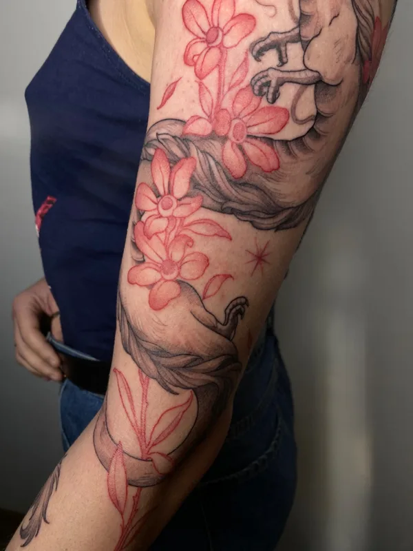 female color illustrative татуировка на forearm #69786 | Тату мастер Ли Куприна