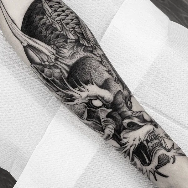 Dotwork tattoo by Planoc in São Paulo