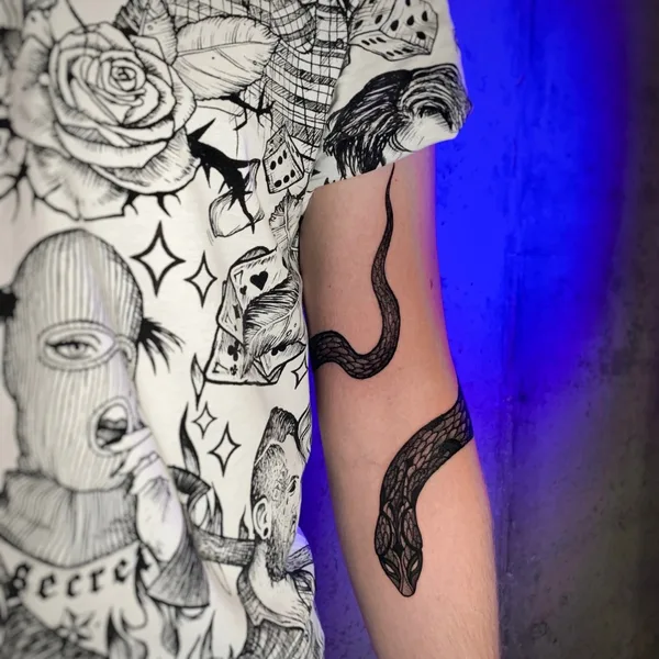 Author's Style tattoo by БОСС МОРОЗОВ in Saint Petersburg