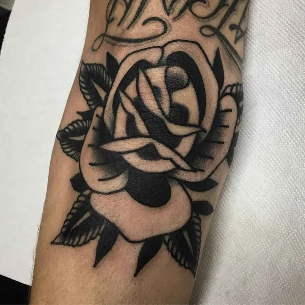 Old School tattoo by Victor Vaclav in Montréal