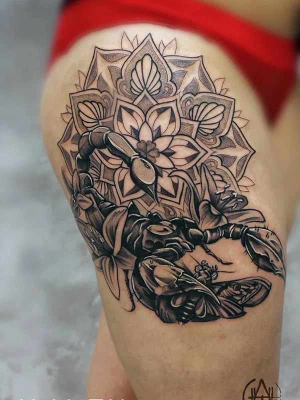 black and grey black and grey татуировка на thigh #33058 | Тату мастер Антон Поплавский