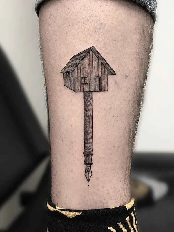 black and grey linework Tatuaggio su calf #15573 | Tatuatore Michele Volpi