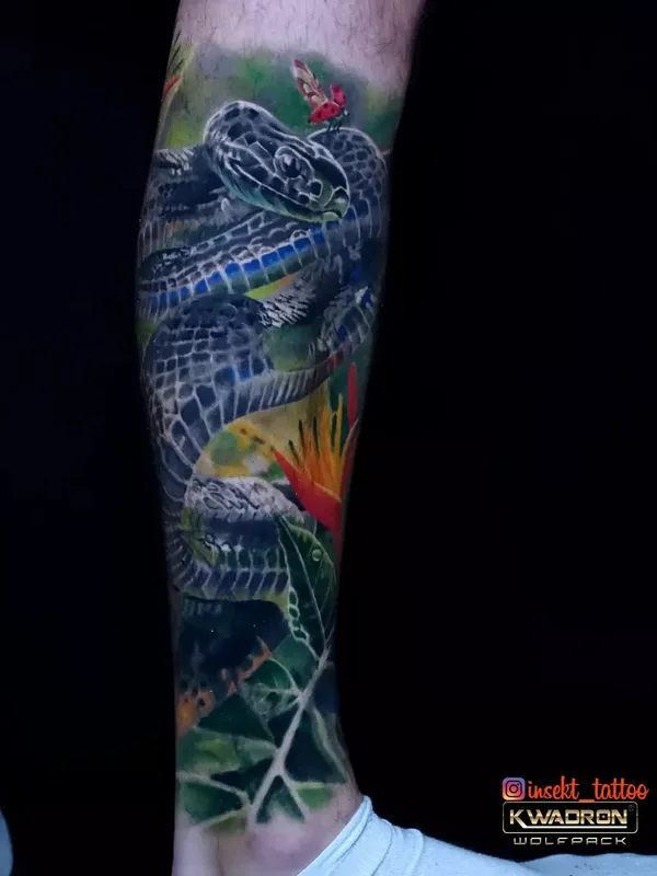 color realism татуировка на calf #63241 | Тату мастер Marcin Insekt Polak
