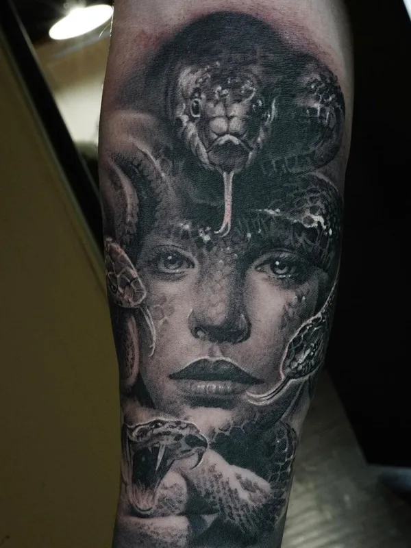 black and grey realism tatouage sur forearm #63292 | Artiste tatoueur B-Grey aka Aivars Liepa