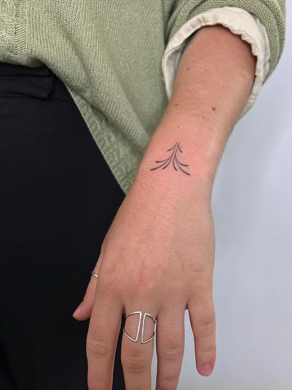 female black botanic, miniature, handpoke Tatuagem em forearm #63303 | Tatuador Lara Maju