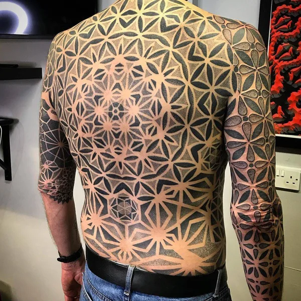Dotwork tattoo by Deryn Twelve