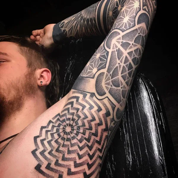 Dotwork tattoo by Deryn Twelve