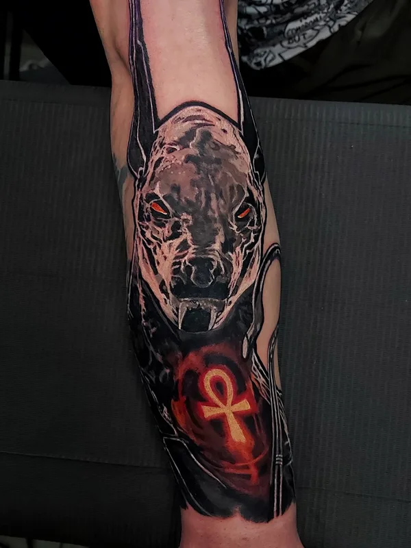 color realism tatuaje en forearm #53322 | Tatuador Vic Nikkarinen