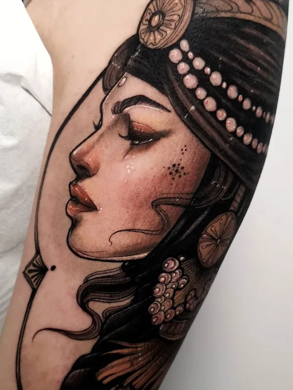 female color realism Tatuaggio su forearm #35990 | Tatuatore Isabella Chiara Filouino