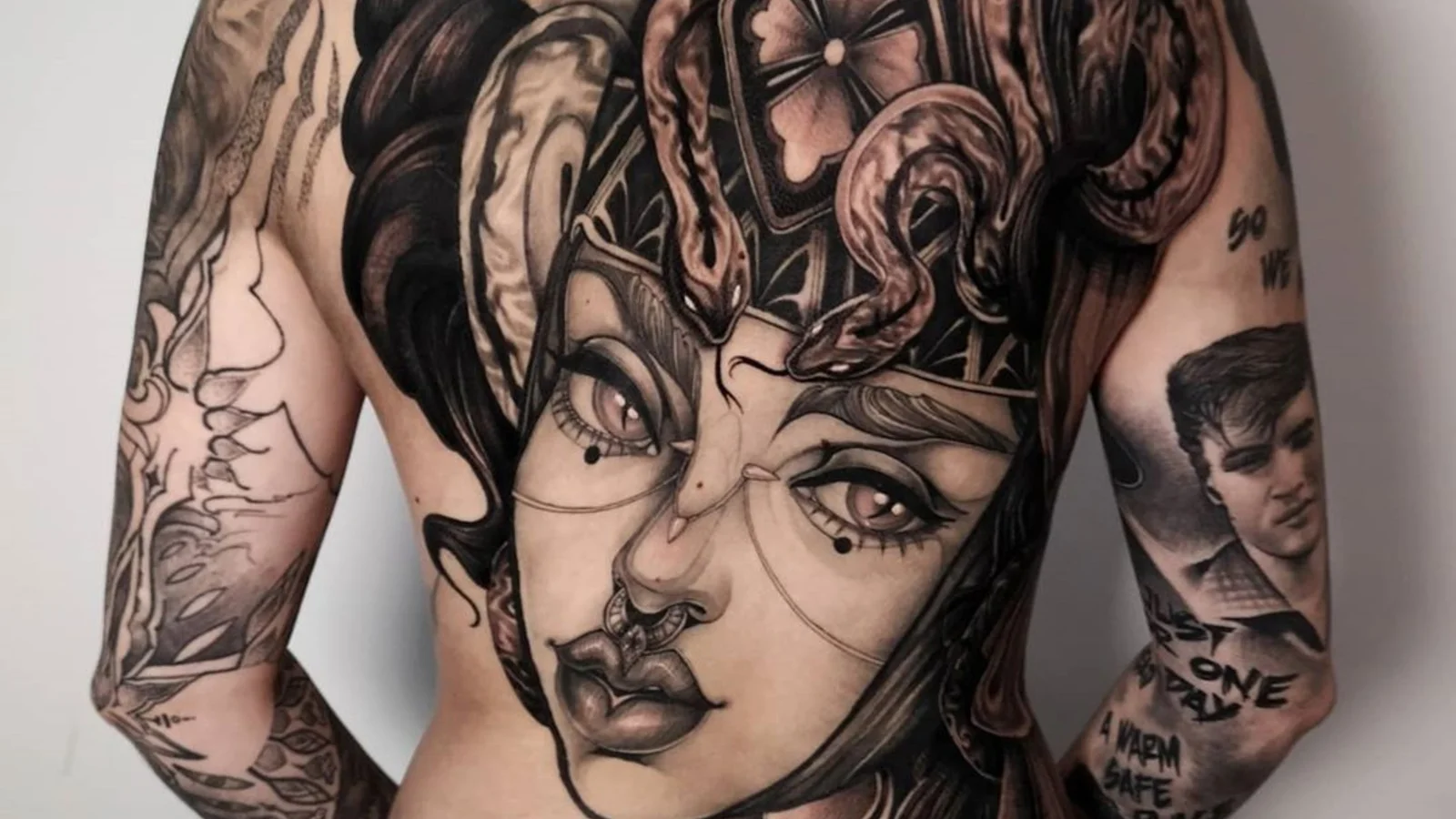 Stream of neo traditional art in tattoo by Isabella Chiara Filouino