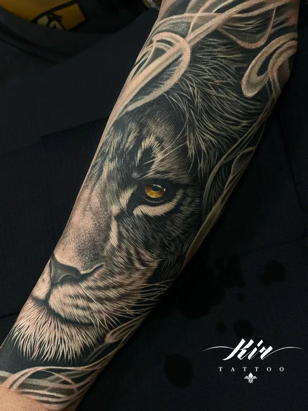 black and grey realism Tatuagem em forearm #55155 | Tatuador kir_tattoo