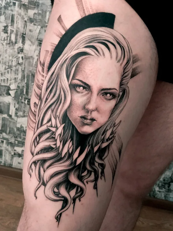 female black and grey realism Tatuagem em thigh #55190 | Tatuador Oleg Tort