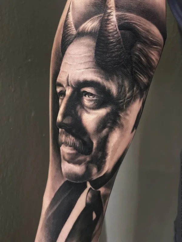 black and grey realism Tatuagem em forearm #40708 | Tatuador Giovanni Speranza