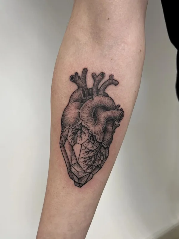 black and grey black and grey Tatuaggio su forearm #71518 | Tatuatore Дмитрий Бутченко