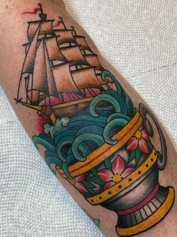 color traditional татуировка на calf #57504 | Тату мастер Matthew Gibson