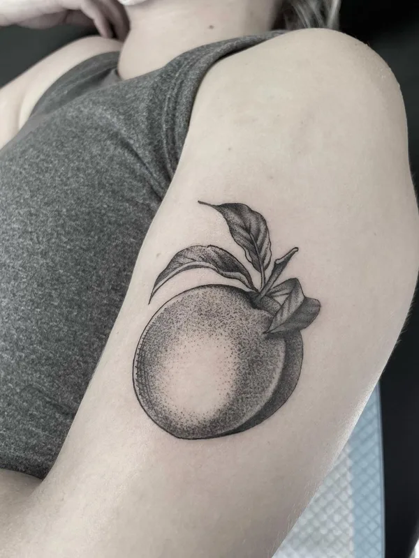 black and grey black and grey Tatuaggio su upper arm #57521 | Tatuatore Ashley B McMullen