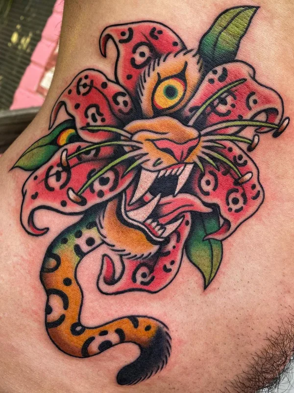 color neo traditional Tatuagem em neck #57543 | Tatuador Amber Elise
