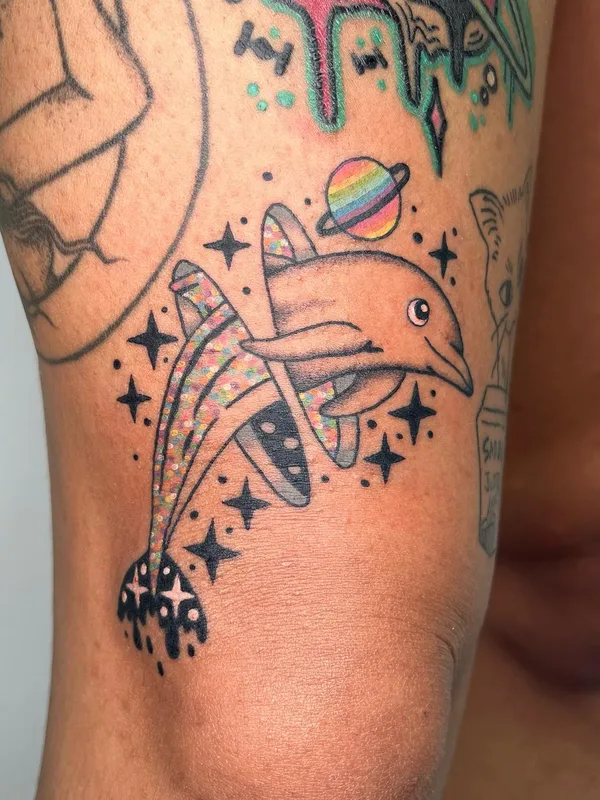 color illustrative tatouage sur thigh #57593 | Artiste tatoueur Deryk Webb