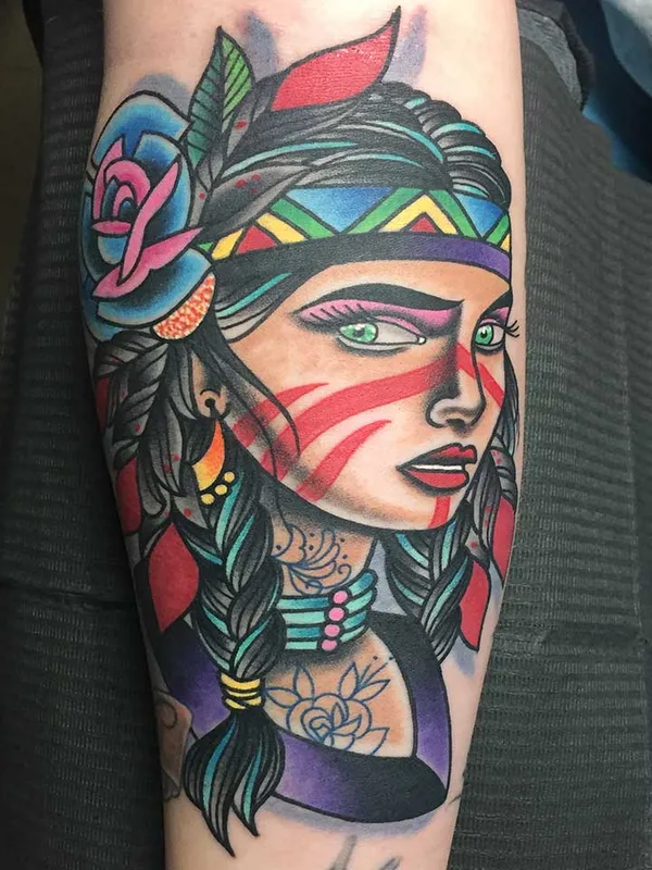female color neo traditional tattoo auf forearm #57617 | Tätowierer Paul Kirk
