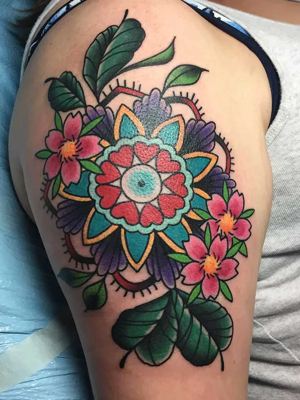 female color neo traditional tattoo auf shoulder #57619 | Tätowierer Paul Kirk