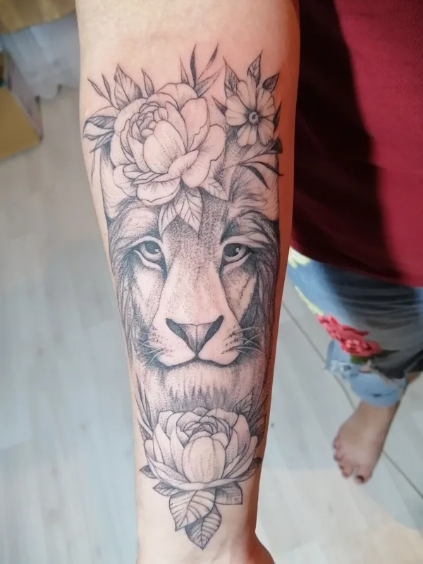 black and grey black and grey татуировка на forearm #37229 | Тату мастер HudiART