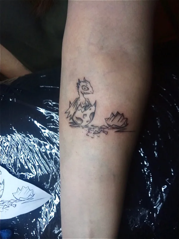 black linework tatouage sur forearm #58554 | Artiste tatoueur Sofia Kitsune Tattoo