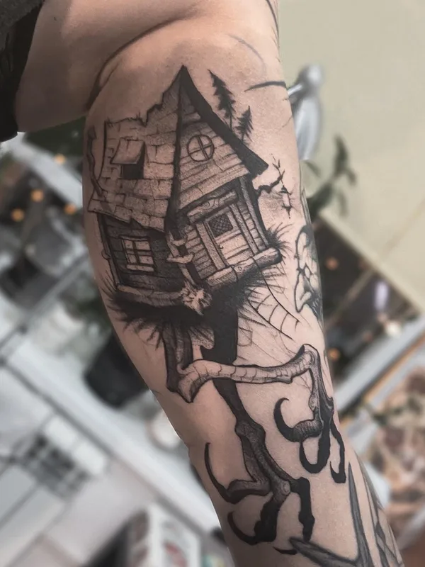 black and grey blackwork татуировка на upper arm #59293 | Тату мастер Стас Крас