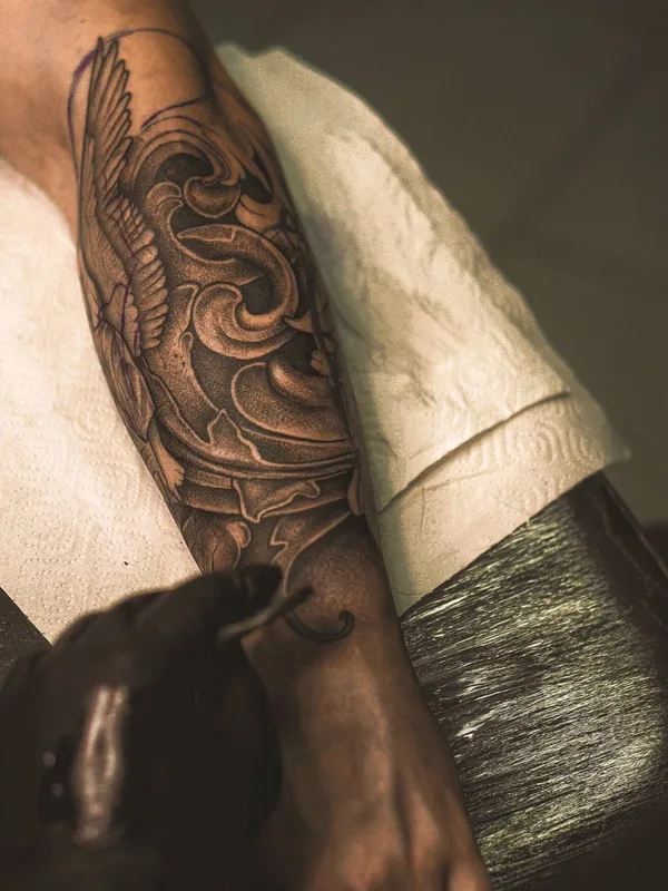 black and grey blackwork Tatuagem em forearm #33203 | Tatuador Максим Огарев