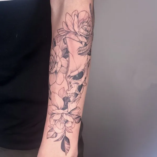 Black tattoo by Степан Ломачинский in Saint Petersburg