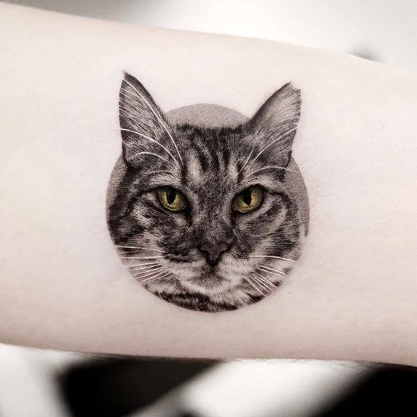 Micro Realism tattoo by Yeono in Los Angeles