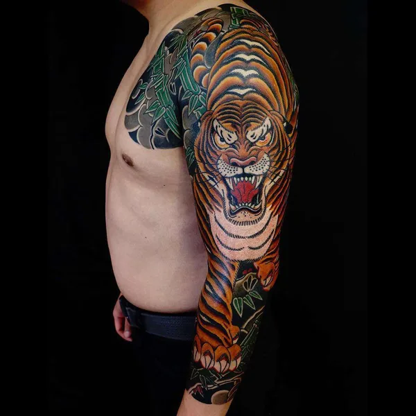 Traditional tattoo by Rg