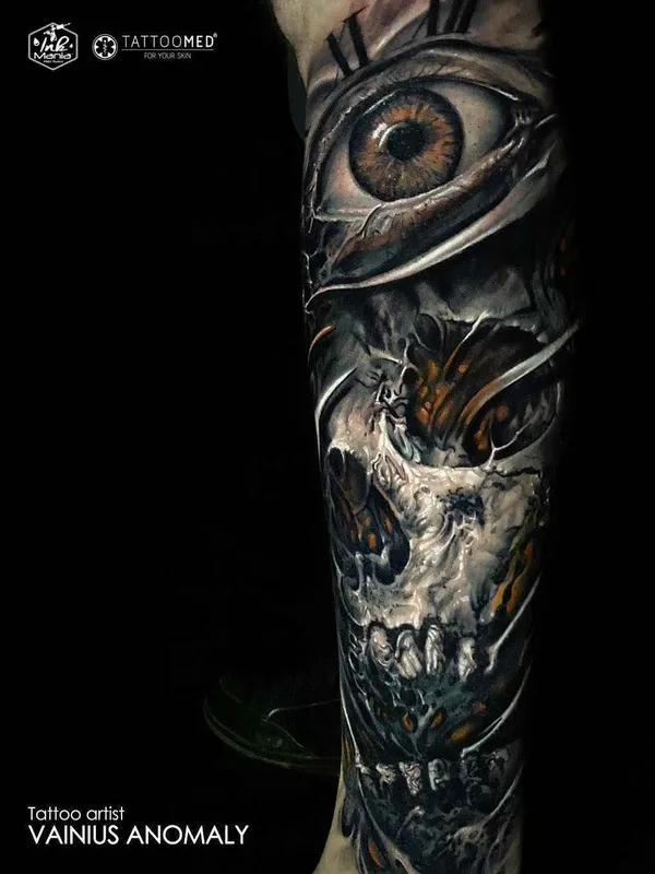 black and grey realism Tatuaggio su forearm #17403 | Tatuatore Vainius Anomaly