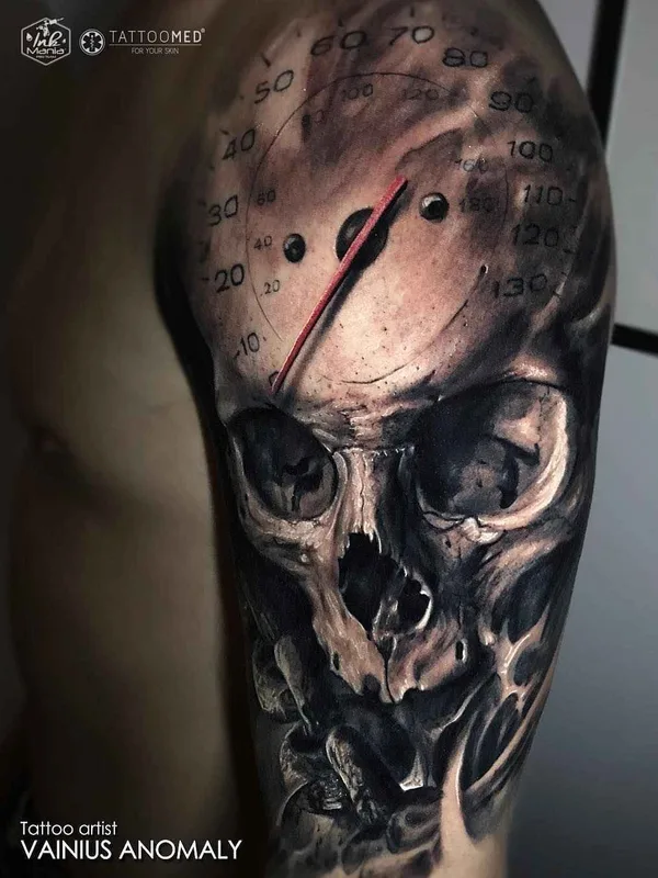 black and grey realism Tatuaggio su upper arm #17402 | Tatuatore Vainius Anomaly