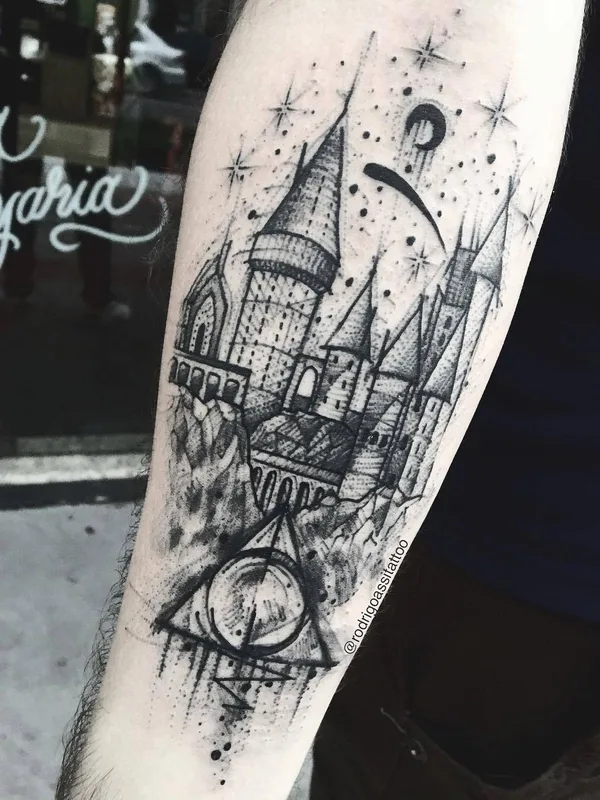 black and grey sketch 纹身 在 forearm #28689 | 纹身师 Rodrigo Assi