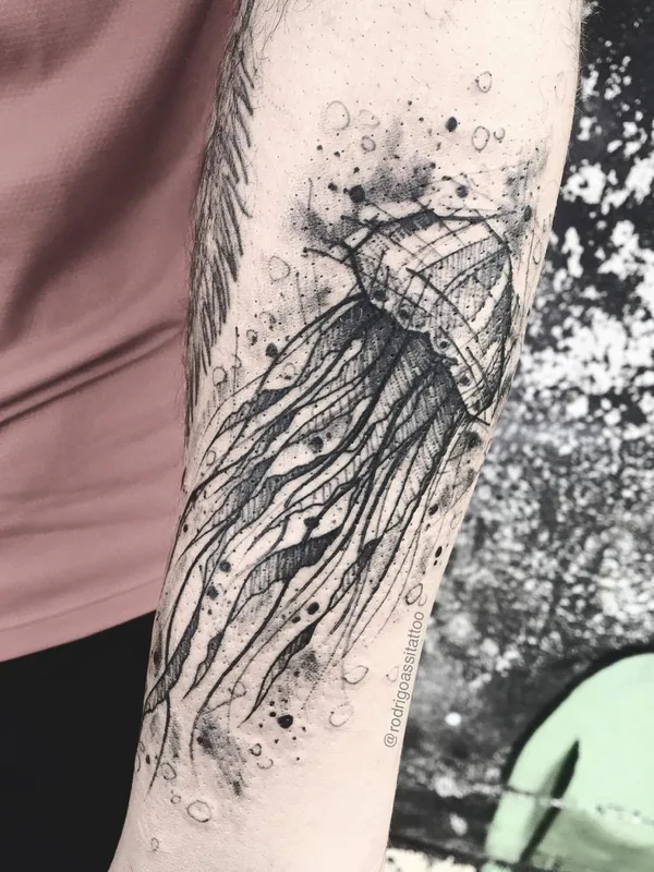 black and grey sketch 纹身 在 forearm #28688 | 纹身师 Rodrigo Assi