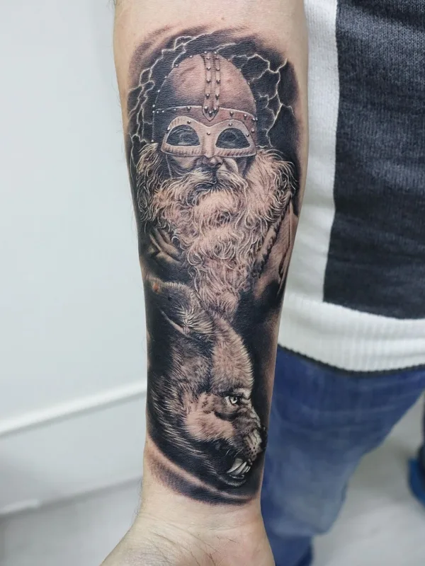 black and grey realism татуировка на forearm #38737 | Тату мастер Cyborg Tattoo