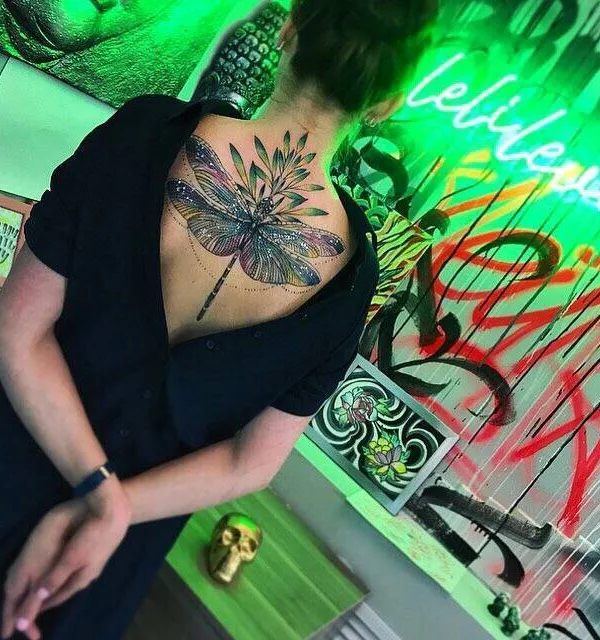 female color illustrative Tatuagem em upper back #29279 | Tatuador Лейла Азизова