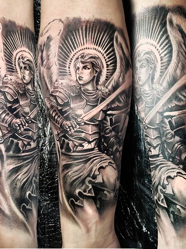 black and grey realism татуировка на forearm #30151 | Тату мастер Гафуров Александр