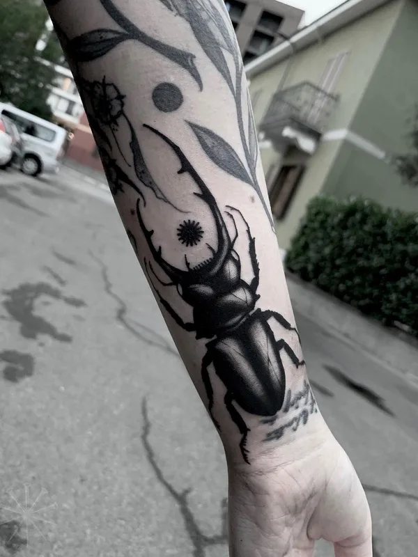 black blackwork tatuaje en forearm #40752 | Tatuador Jacopo Uppercut