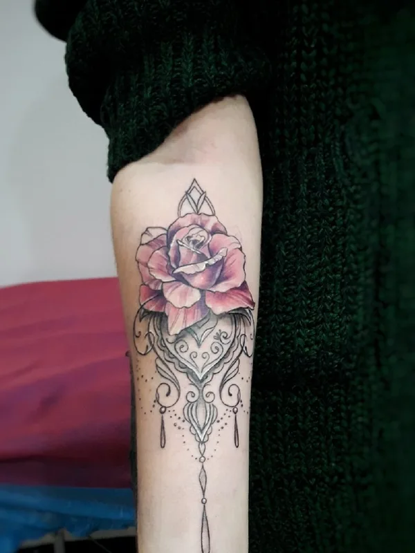 color ornamental Tatuaggio su forearm #55724 | Tatuatore елена семененко