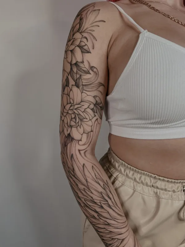 female black and grey black and grey татуировка на full sleeve #59325 | Тату мастер Jenya Willow