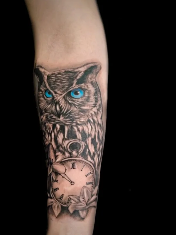 black and grey realism татуировка на forearm #59904 | Тату мастер Антон Панков