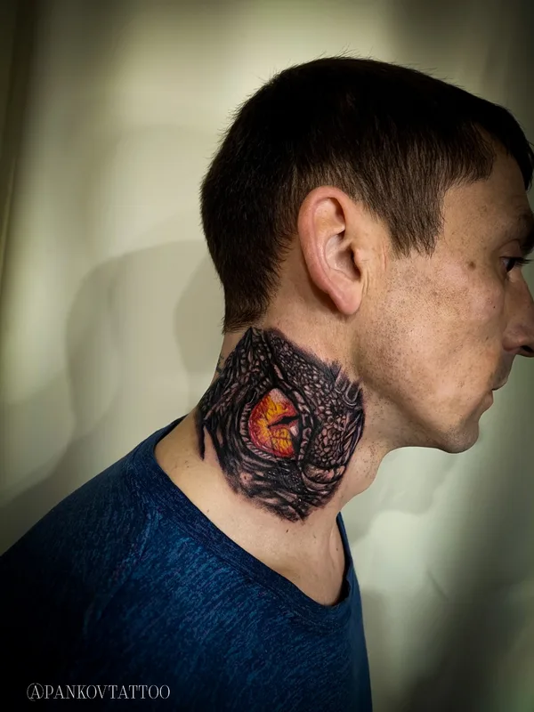 male color realism татуировка на neck #59903 | Тату мастер Антон Панков