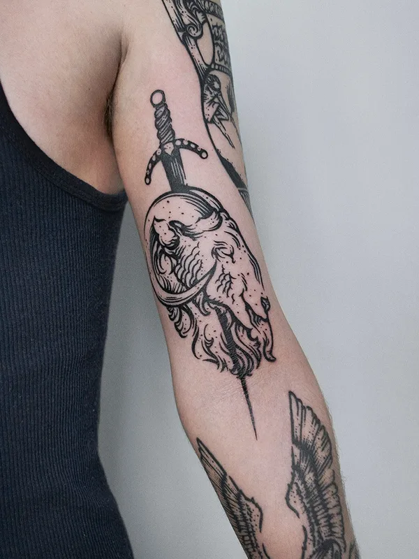 black blackwork tatuaje en forearm #63381 | Tatuador myrkur_tattoo